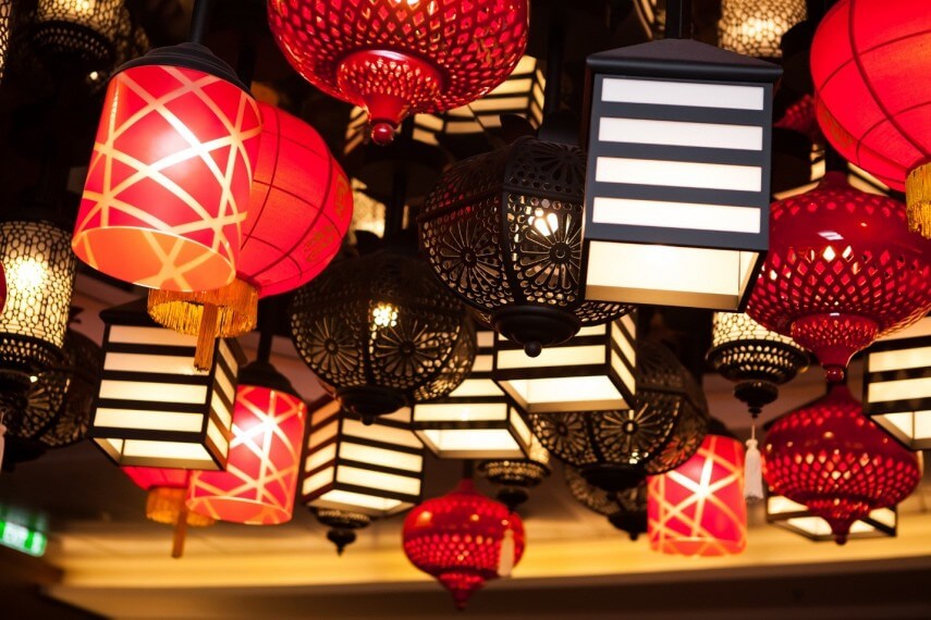 Set Light To Chandelier In Your Home