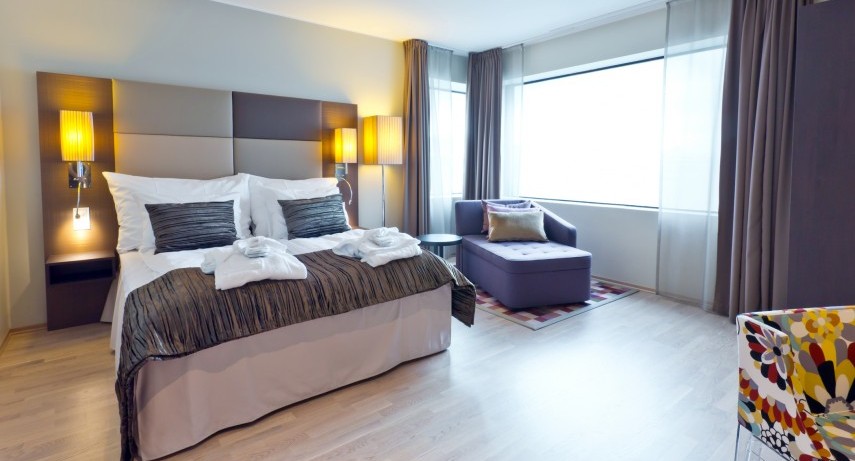 Tips to Hang Your Curtains the Right Way