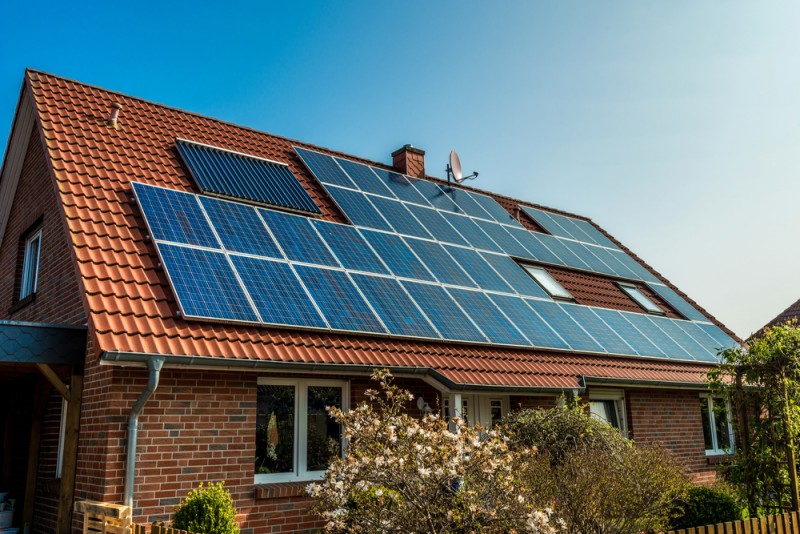 India's Solar Capacity Rises By 72% In FY'18, Says Report
